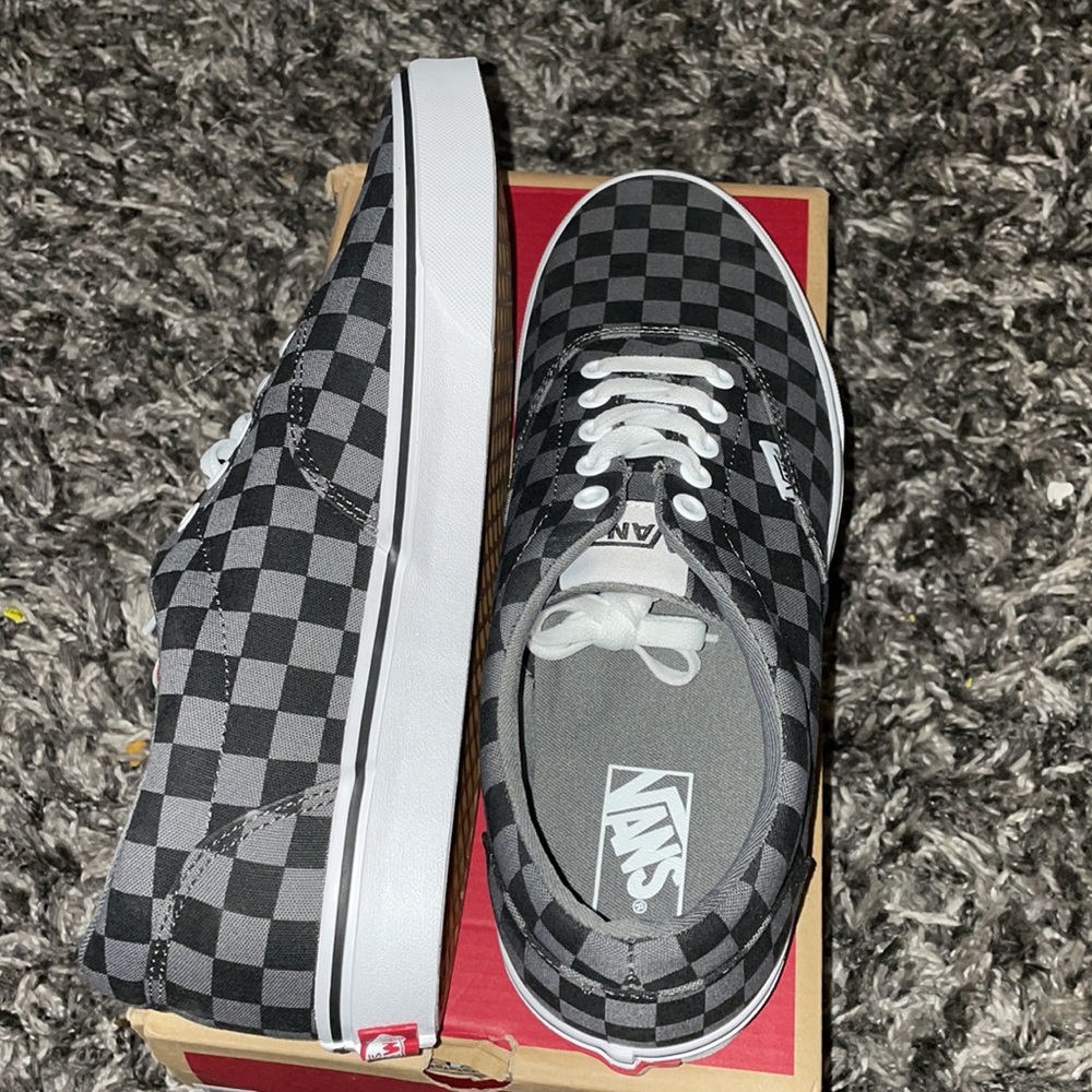 Vans Sneakers - Picture 4 of 6